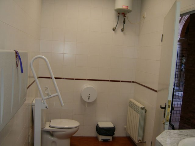 aseopatioprincipalpalaciofucares2